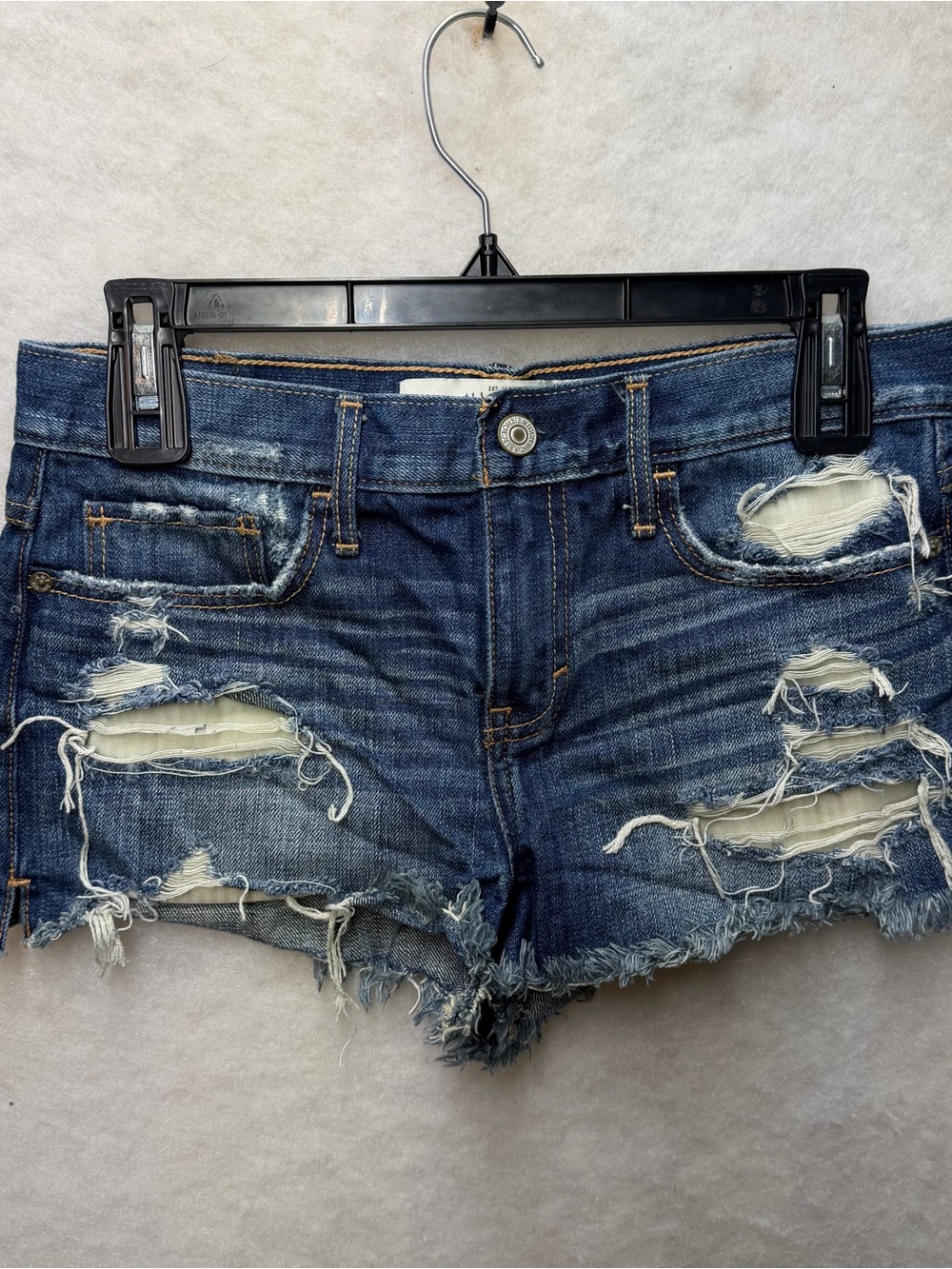 Abercrombie & Fitch Size 2 Distressed Cut-Off Denim Shorts